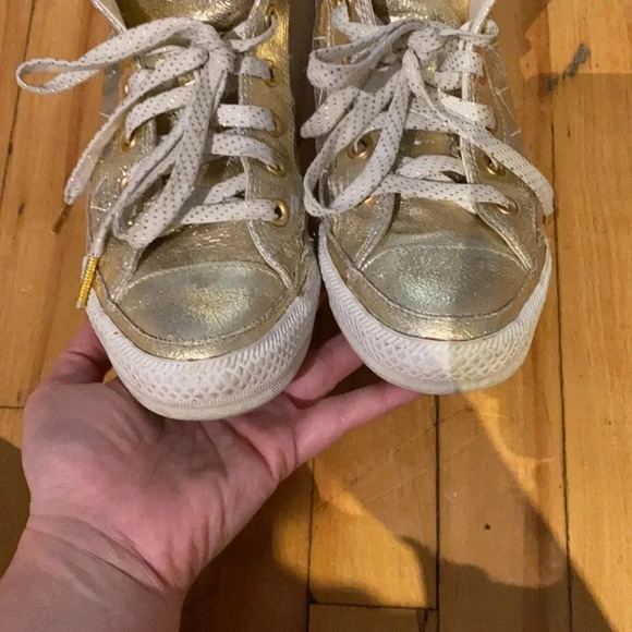 Gold converse with  diamonds - Picture 7 of 11